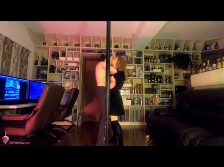 Romantic And Personal One Hour Soiree With My Boyfriend: Dancing , Hugging , Smooching And Bed Bang-out - Jepenne And Frostberry