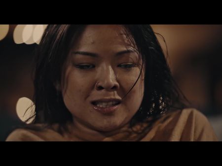 Lexi -Überlieferung und Lulu Chu tropfend nassen Geist Fick Lesben Sex Trailer 