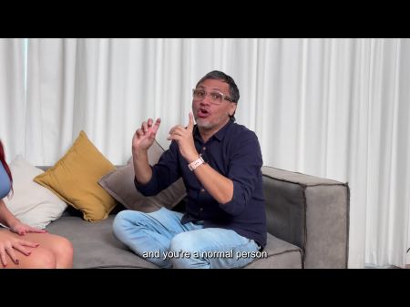 Big Ass Birdhead Lexy Cadell se masturba ricamente en Sailor Moon Cosplay Juan Bustos Podcast 