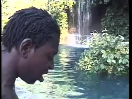 Crazy Biracial Hook-up Outdoors