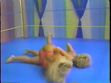 Wrestling do anel de biquíni 