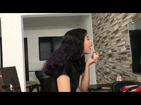 Machen Sie eine Einigung mit meinem Stiefbruder und geben Sie ihm einen großartigen Blowjob Cum Mund 