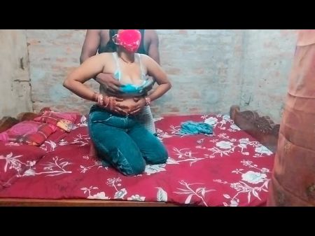 印度热哥和年轻的Dever他妈的完全剃光猫夫妇性爱