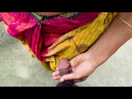 Outdoor Fucky-fucky Kolkata Desi Bengali Bhabi Fucky-fucky Outside Market