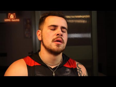 Student Guy Found Out What It’s Like To Have A Superstar Bestie - By Murgang