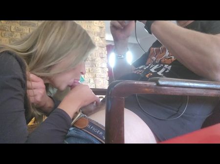 мачеха, извините за меня, потому что у меня нет девушки, сосайте мой член, играя в Xbox 