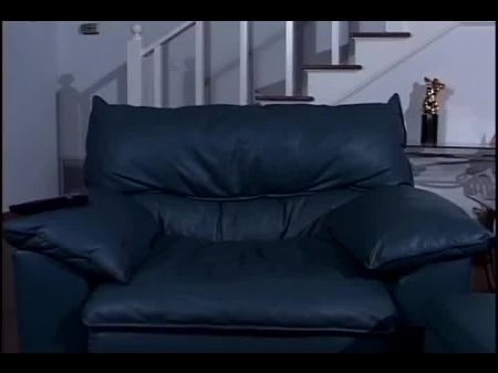 فنان مختلف المسمار داخل 