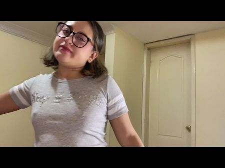 زميلي في الفصل يأتي بداخلي. 