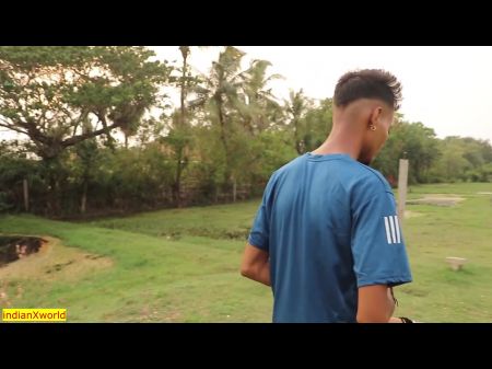 Desi Village Girl Sex Romanting مع Collage Boy Village Sex 