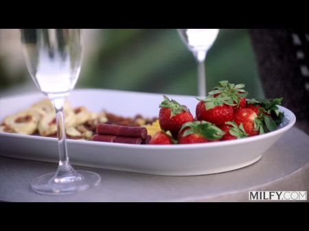 摩洛伊斯兰工业阵线5摩洛通与1 BBC Maitland，Brandi，Phoenix，Christy＆Serenity对Jason Luv 