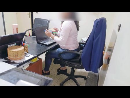 Famous Lawyer With Ideal Body Humped By A Pizza Delivery Man In His Office , And She Was Blessed And Screaming With Fervor