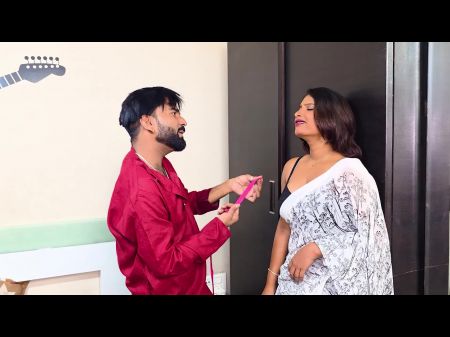 Indian Tamil Girl And Tailer Boy Muy Bien Sexy Chudai Hindi Audio 