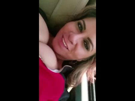 بولا تحب سخيف في الأماكن العامة 