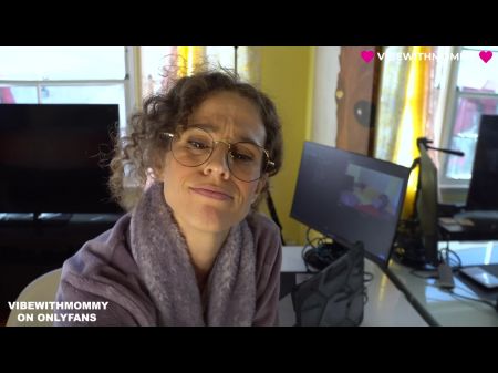 única mujer reunión familiar interrumpida 