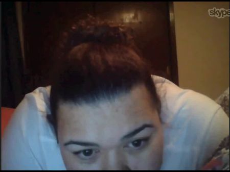 Latina Plumper Jerks On Skype