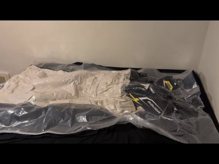 2025年1月19日在我的BCBGeneration Goat and Punsurancing Top上发空