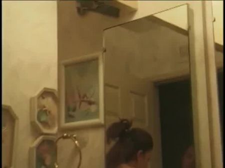 Putita Caliente Abre Las Piernas Y Le Prueban Y Follan Su Coño Mojado 