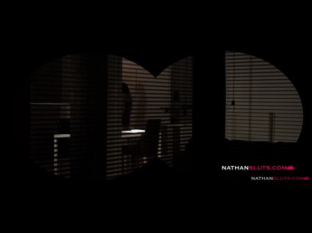 娇小的匈牙利妻子 sophie lynx 的小屁股被她的情人和愤怒的丈夫粗暴地对待 4k 预告片 