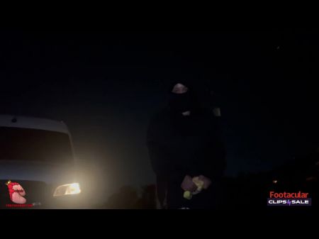 extraño le arrebata semen a un hombre negro en una camioneta blanca 