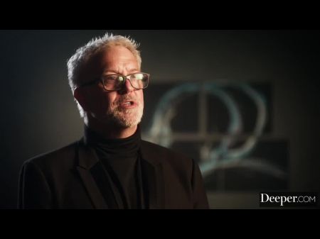 artista erótica mia se convierte en la última obsesión de los coleccionistas 