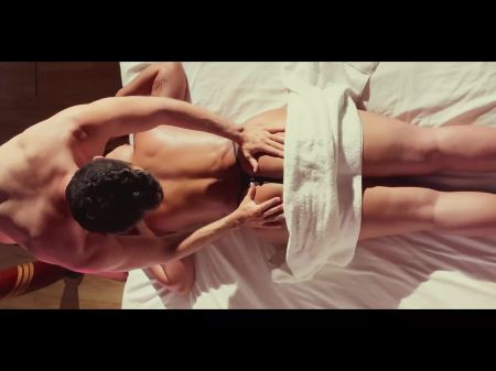 Carla Morelli Gets Cunt Licked And Deep Poked In Rear End After Glamour Rubdown By Strung Up Pioneer