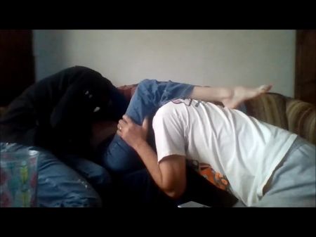 esposa obtiene placer de su esposo y amigo 