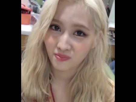 nuestras cargas de semen ahora estarán en la cara de momo 