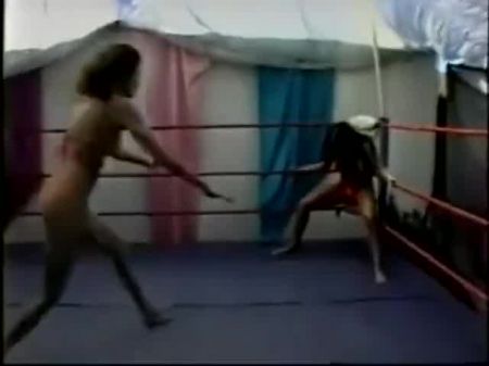 dt. Marjone vs. Barbie 