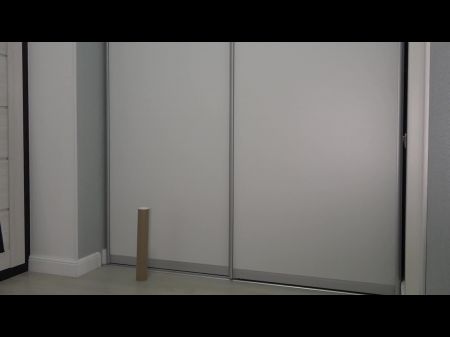 profesora madura en una sesión de fotos. gran trasero y grandes tetas detrás de escena. Pawg en una cámara amateur. 