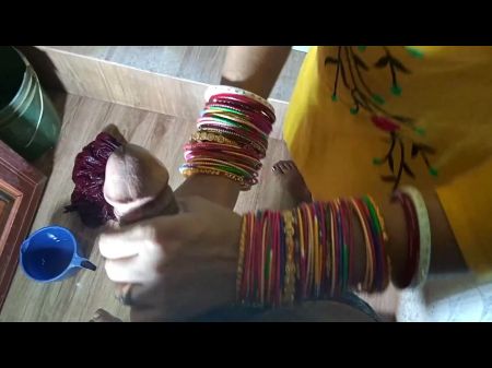 kaamwali mucama ko baño me ghodi bnakar pela 