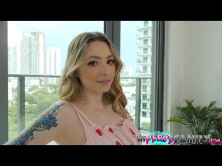 与我继子的性感青少年女友艾莉·安 (ailee ann) 搭档4k 色情 