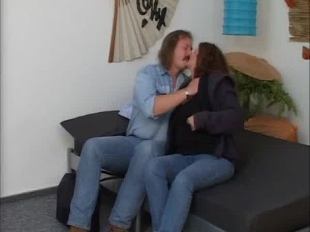 Wunderschöner Deutscher Puma Dreht Ein Amateur-pornovideo, Um Pornodarstellerin Zu Werden 