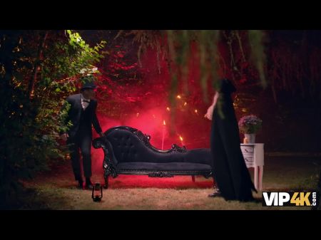 Die blonde Hexe Veronica Leal hatte einen rituellen Analfick und führte den tiefsten Hals durch 