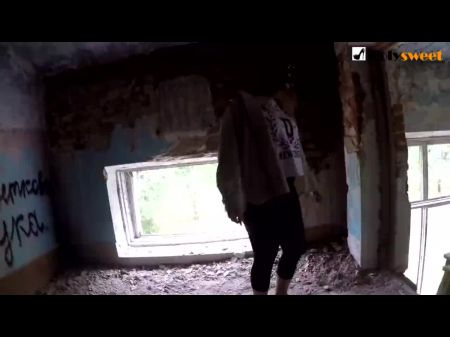 Russian Undergraduate Publicly Inhales And Fucks