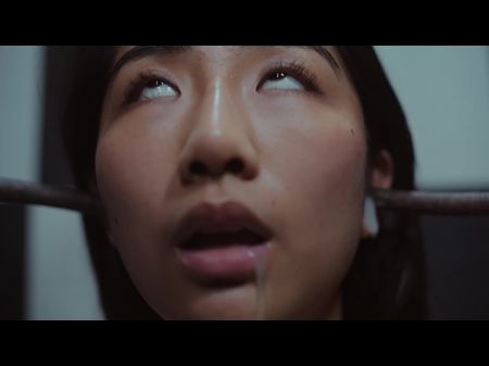 hentai de la vida real monstruo de chica asiática caliente de 18 años follada por todos los agujeros con un montón de semen tráiler 