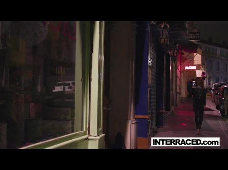 Petite Verónica Leal Se Hace Cargo De La Polla Monstruosa Por Interraced 