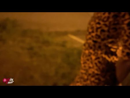 linda rubia se la follan al costado de la carretera 