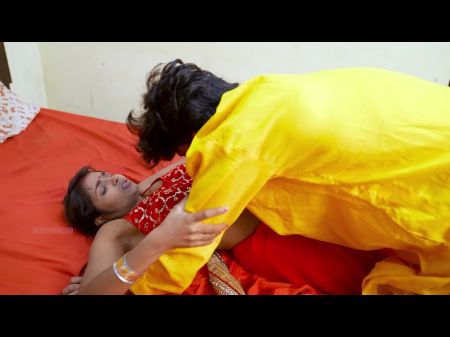 Desi Lady From Indian Village Waited For Her Hubby At The Door Of The House To Please Her Hook-up Fervor