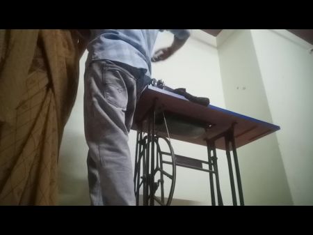 Telugu Aunty Ravaging With Neighbor Tailor Boy Sloppy Converses About Telugu - Bangers