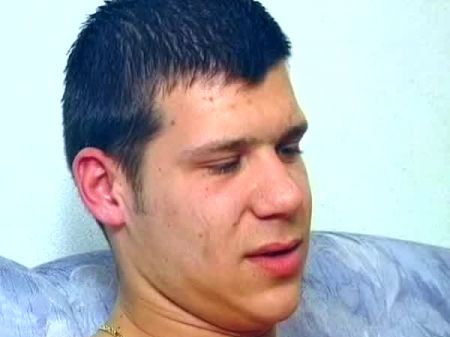 puta alemana cachonda se folla al repartidor de pizzas 