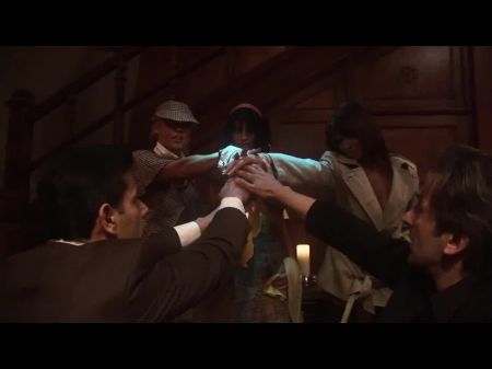 الكثير من الفاسقات الشقراوات والسمراوات عالقات في كسسهم 