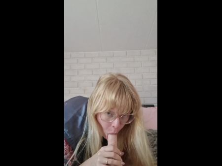 Making Blowjob And Railing Your Penis