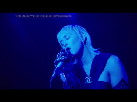 Miley Cyrus - Midnight Sky Pmv Ft . Miley May