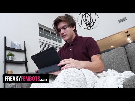 Robot Sexual De Grandes Tetas Es El Nuevo Modelo Fembot De Abrazos Freaky Fembots 