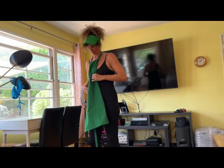 Nymphomanin Bekommt Eine Weitere Chance, Als Barista Versagt 