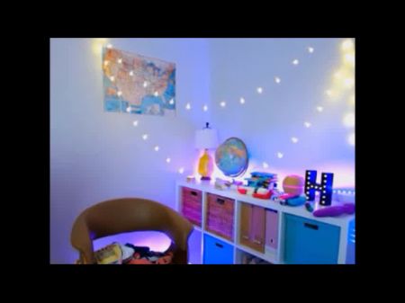 Beautiful Aussie Hollie Attempting On Bikinis