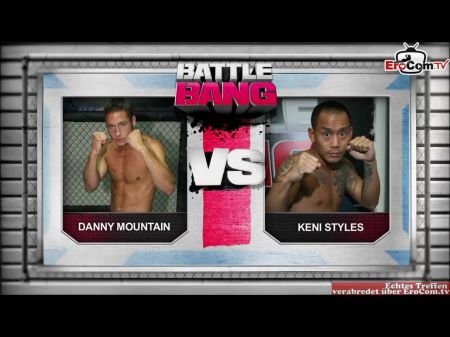 dünne Brünette in Nylons und mit kleinen Titten anal gefickt 