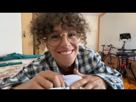 engañando a mi novia con su mejor amiga caliente 