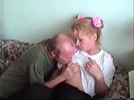 pn su papá llega a casa cachondo 