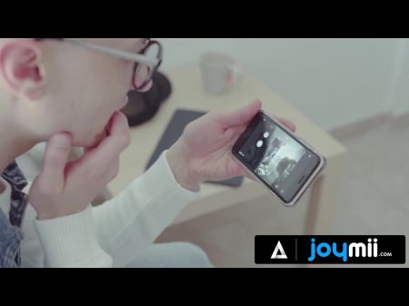 Das Dienstmädchen Ania Kinski Mit Großen Titten Bekommt Nach Heißem Sex Den Mund Mit Sperma Gefüllt 